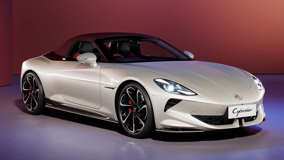 front three-quarter view of a MG Cyberster