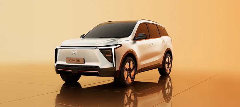 front three-quarter view of a Mahindra XUV.e8