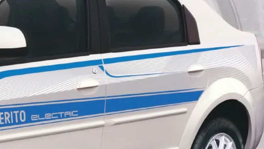 side view of a Mahindra E Verito