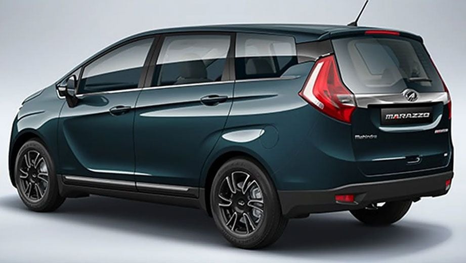 rear three-quarter view of a Mahindra Marazzo