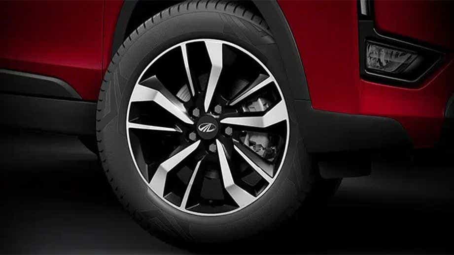 Front wheel close-up of a Mahindra XUV300