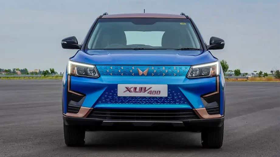 Front view of a Infinity Blue Dualtone Mahindra XUV400 EV