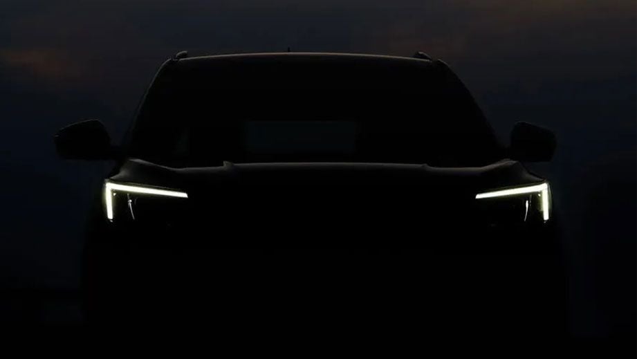 Front silhouette with headlights of a Mahindra XUV400 EV