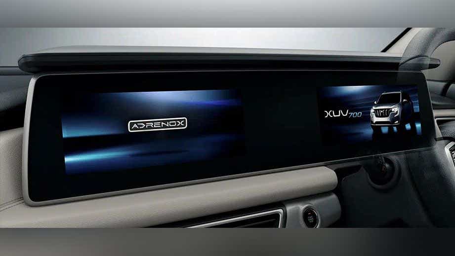 dashboard display of a Mahindra XUV700