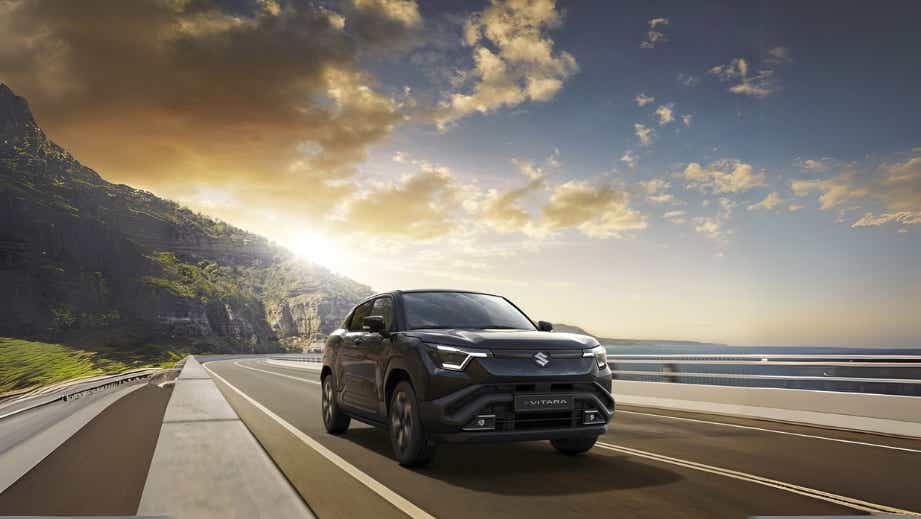 Maruti Suzuki E Vitara Right Diagonal View
