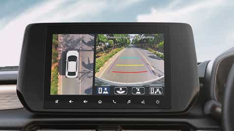 Rear parking camera display of a Maruti Suzuki Dzire