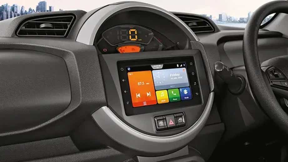 Dashboard and center console of a Maruti Suzuki S-Presso