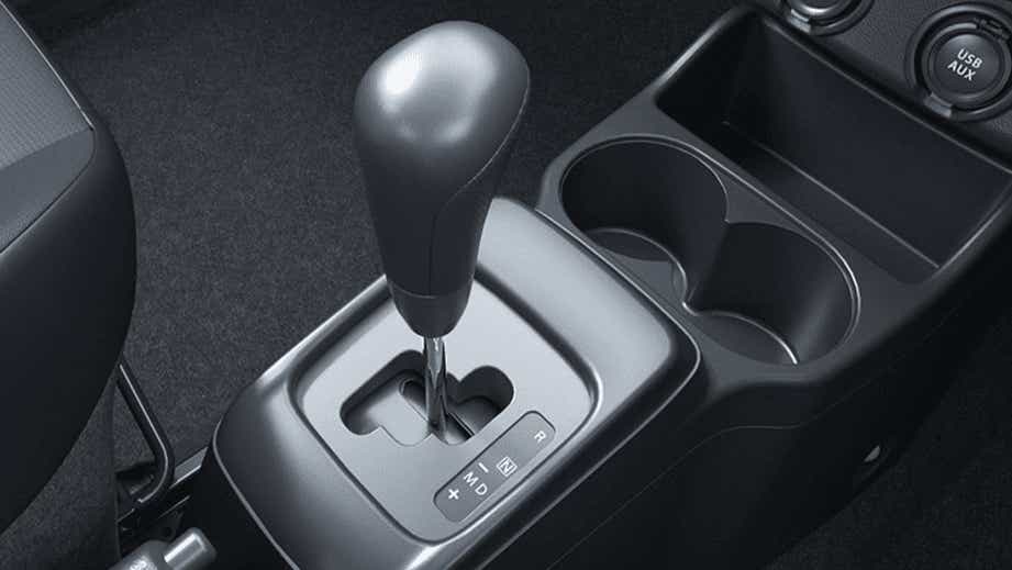 gear shift lever and center console of a Maruti Suzuki Alto K10
