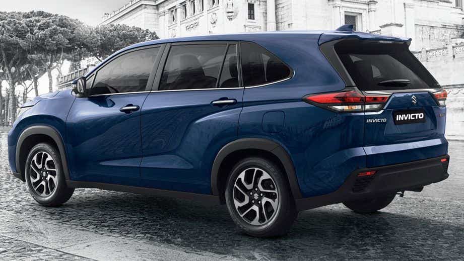 rear three-quarter of a Nexa Blue Maruti Suzuki Invicto