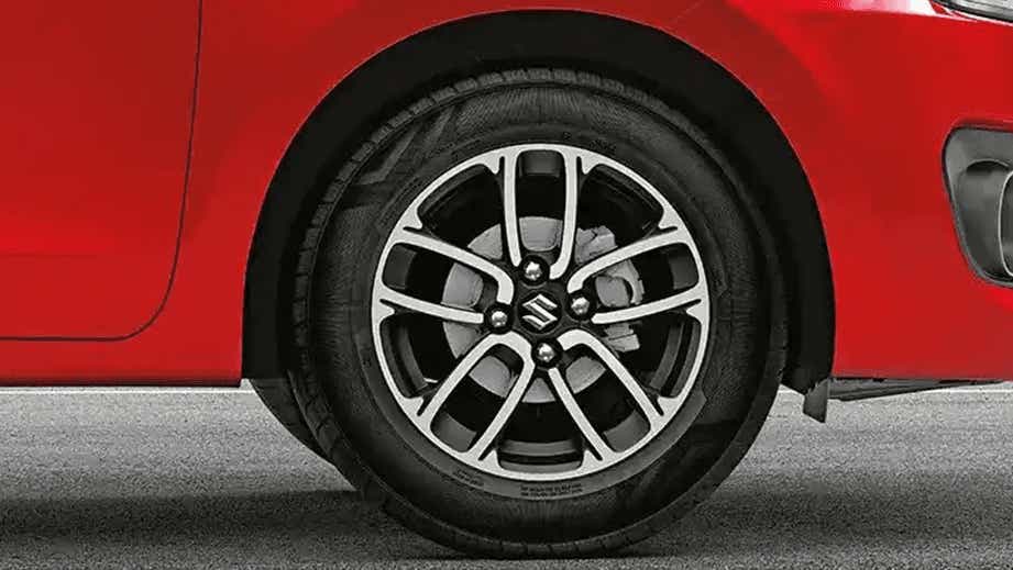 front wheel close-up of a Maruti Suzuki Swift 2021 - 2023