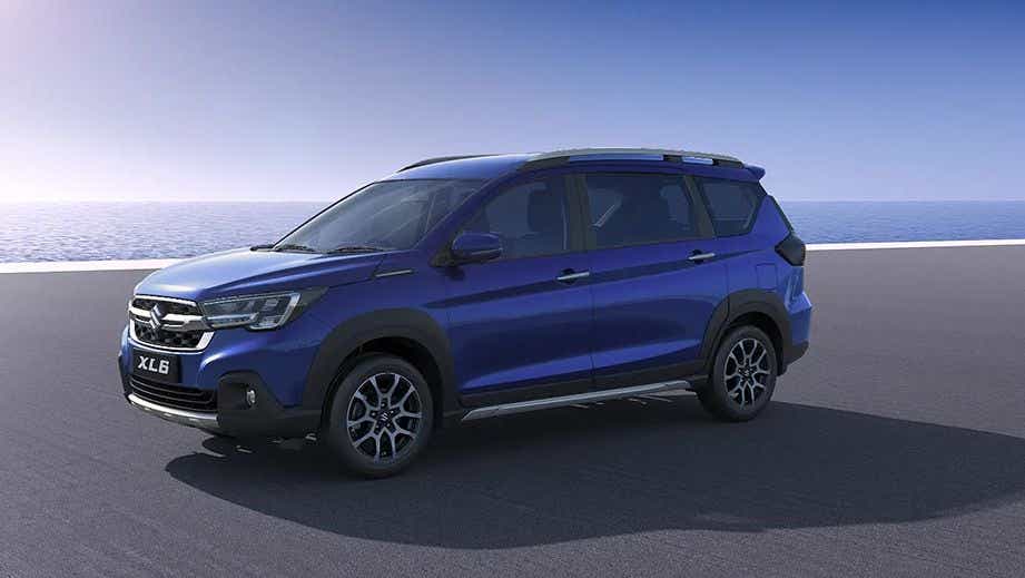 front three-quarter view of a Maruti Suzuki XL6