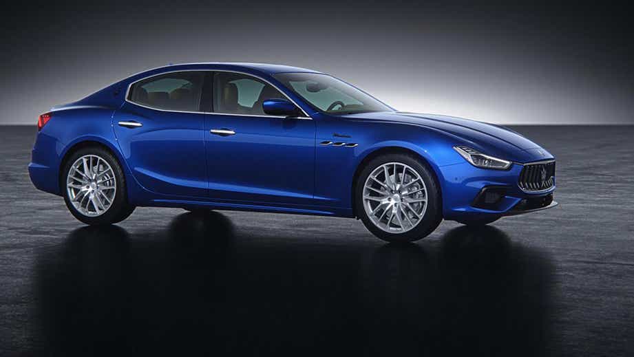 side view of a Blue Emozione Maserati Ghibli