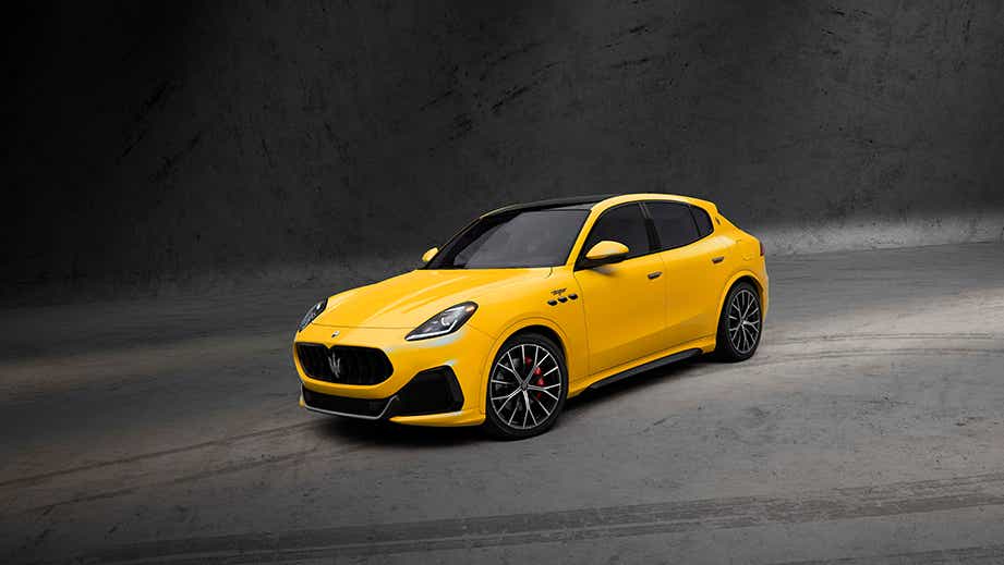 front three-quarter view of a Maserati Grecale