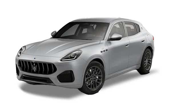 front three-quarter of a Bianco Astra Maserati Grecale