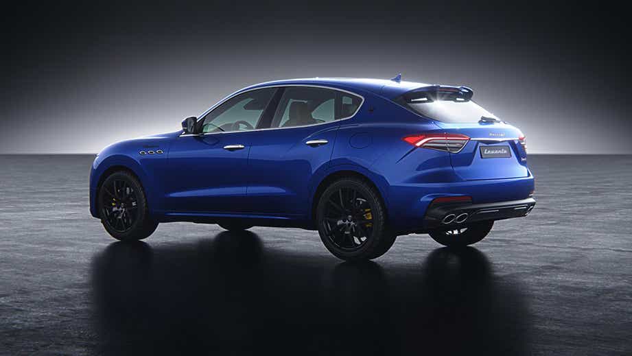 rear three-quarter of a BLU Nobile Maserati Levante