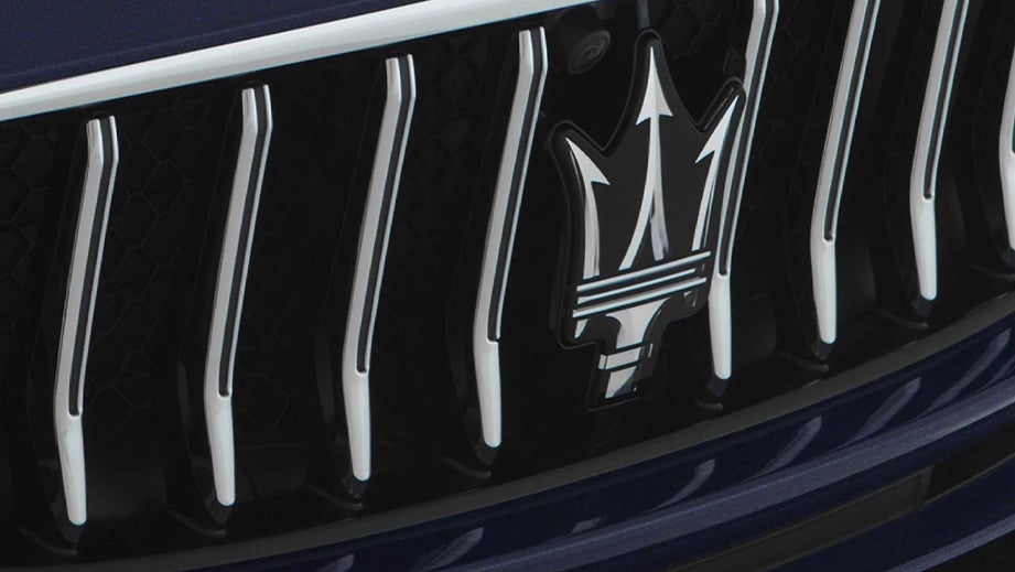 front grille close-up of a Maserati Quattroporte