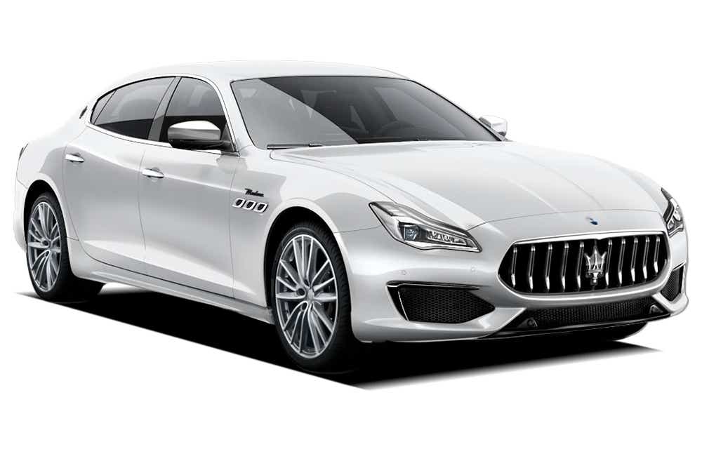front three-quarter of a Bianco Maserati Quattroporte