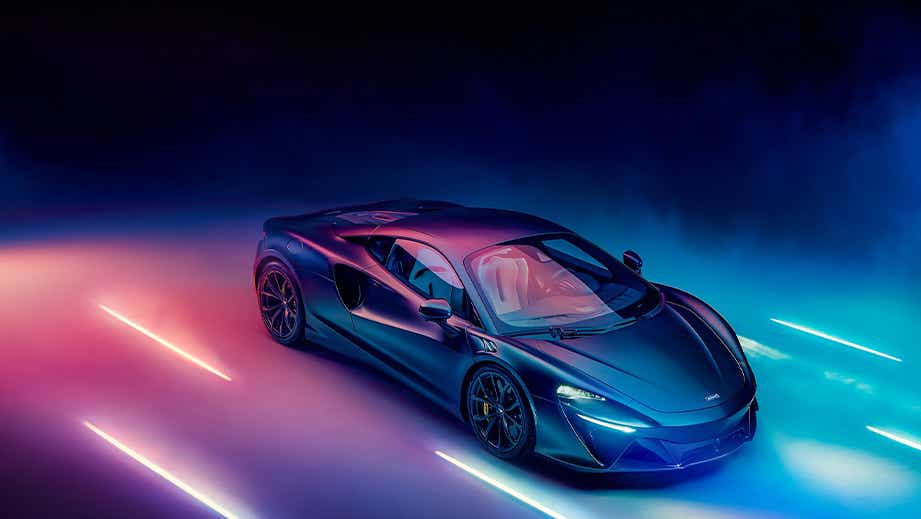 front three-quarter view of a Mclaren GT