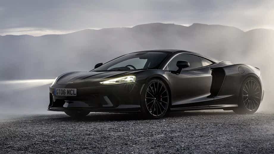 front three-quarter view of a Mclaren GT