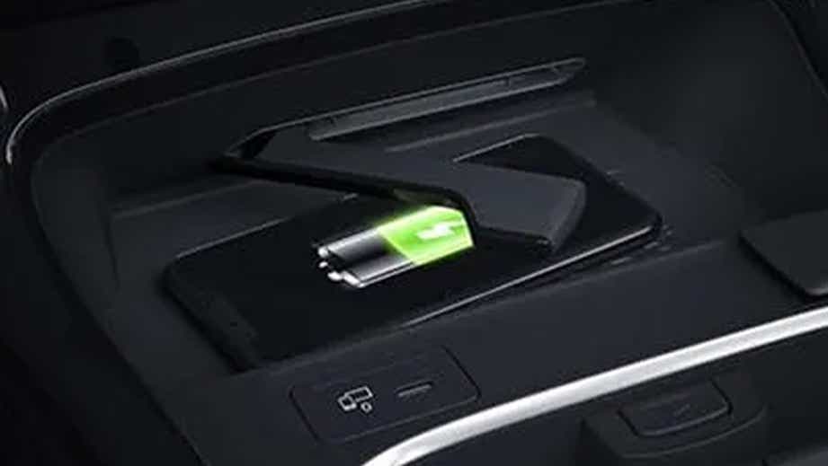 Wireless charging pad in a Mercedes-Benz A-Class Limousine