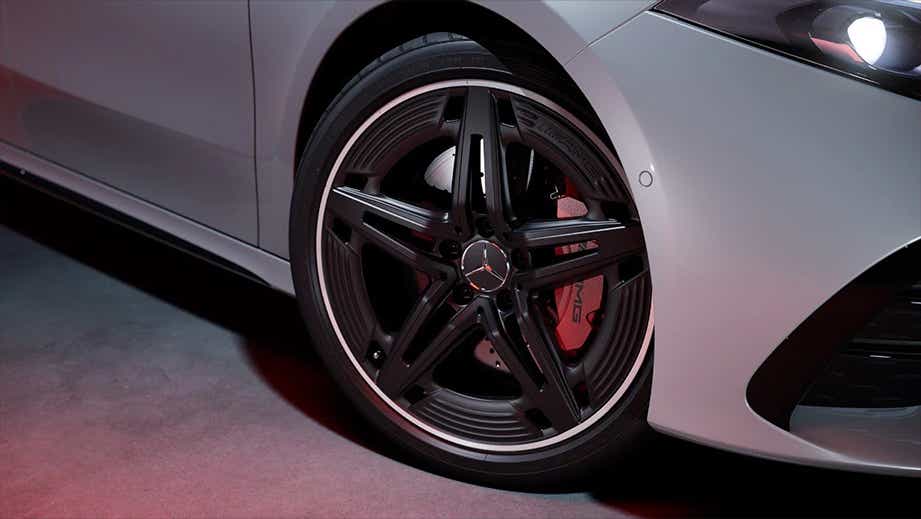 Front wheel close-up of a Mercedes-Benz Amg A 45 S