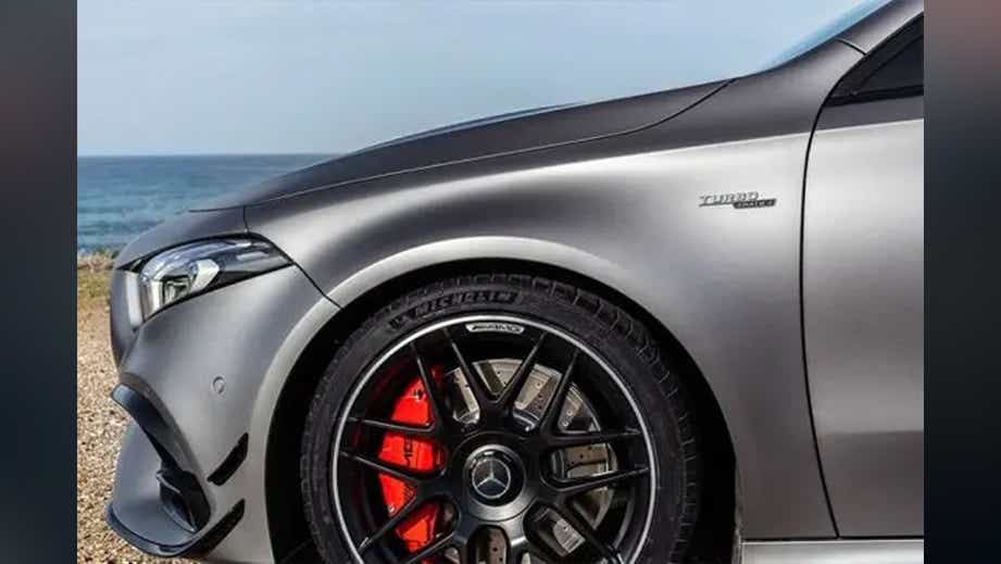 Front wheel and fender close-up of a Mercedes-Benz Amg A 45 S