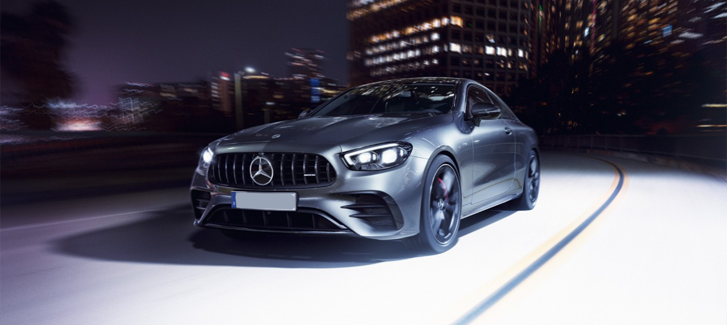 Front three-quarter view of a Mercedes-Benz AMG E 53