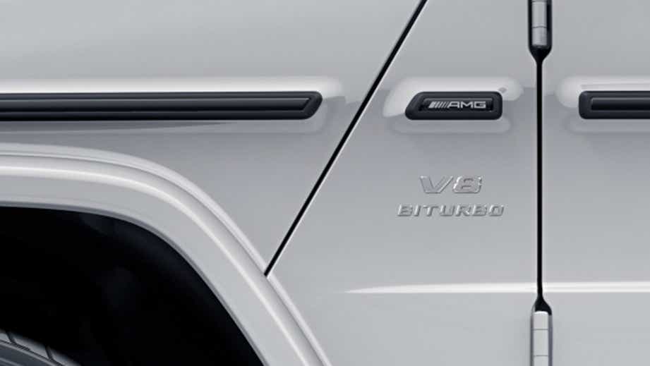 Front fender detail of a Polar White Mercedes-Benz AMG G 63