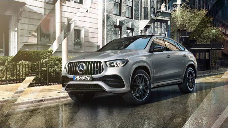 front three-quarter view of a Mercedes-Benz AMG GLE 53