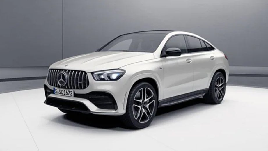 front three-quarter view of a Polar White Mercedes-Benz AMG GLE 63 S