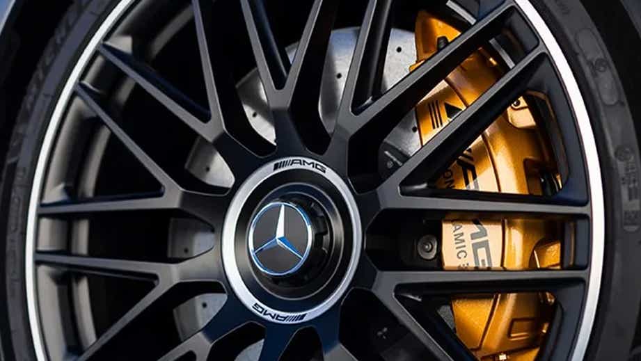 close-up of wheel and brake of a Mercedes-Benz AMG S 63