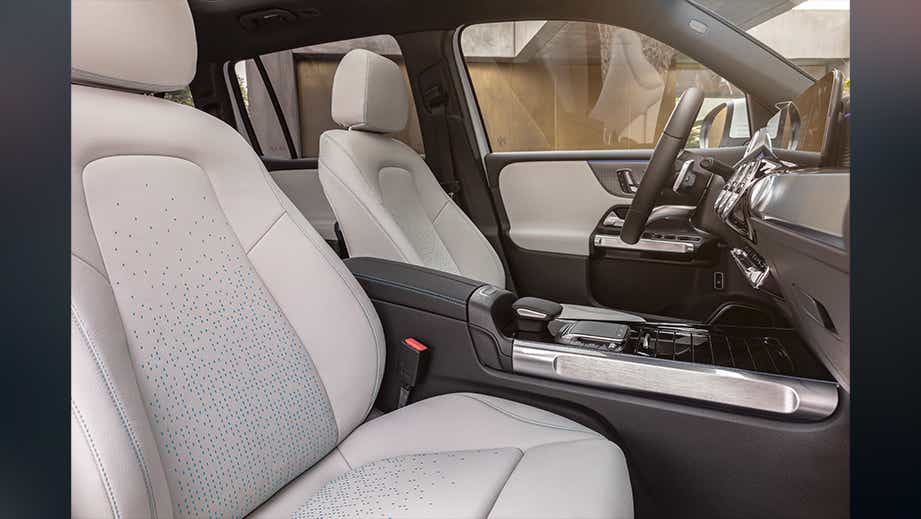 front interior seats and dashboard of a Mercedes-Benz EQB 2022-23