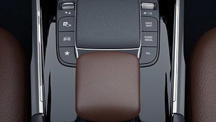 Center console controls of a Mercedes-Benz GLB