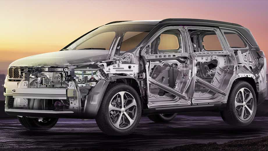 cutaway side view of a Jeep Meridian showing interior structure