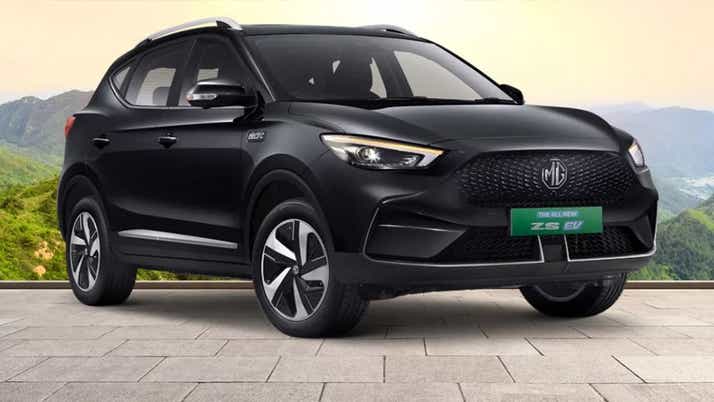 Front three-quarter view of a Starry Black MG ZS EV