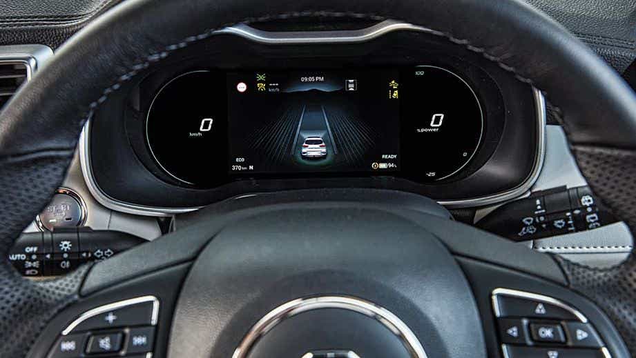 Digital instrument cluster of a MG ZS EV