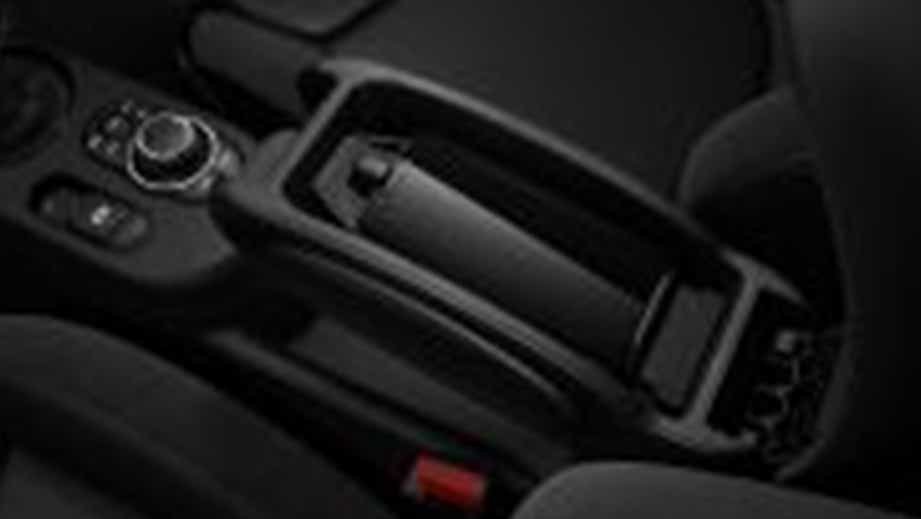 center console and controls of a Mini 3 DOOR