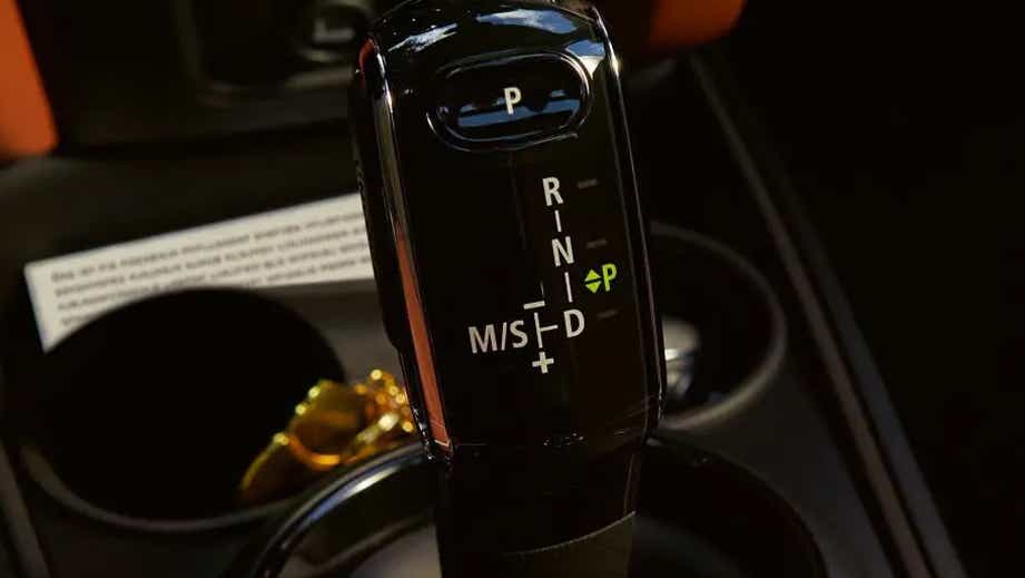 Gear lever close-up of a Mini Cooper Countryman