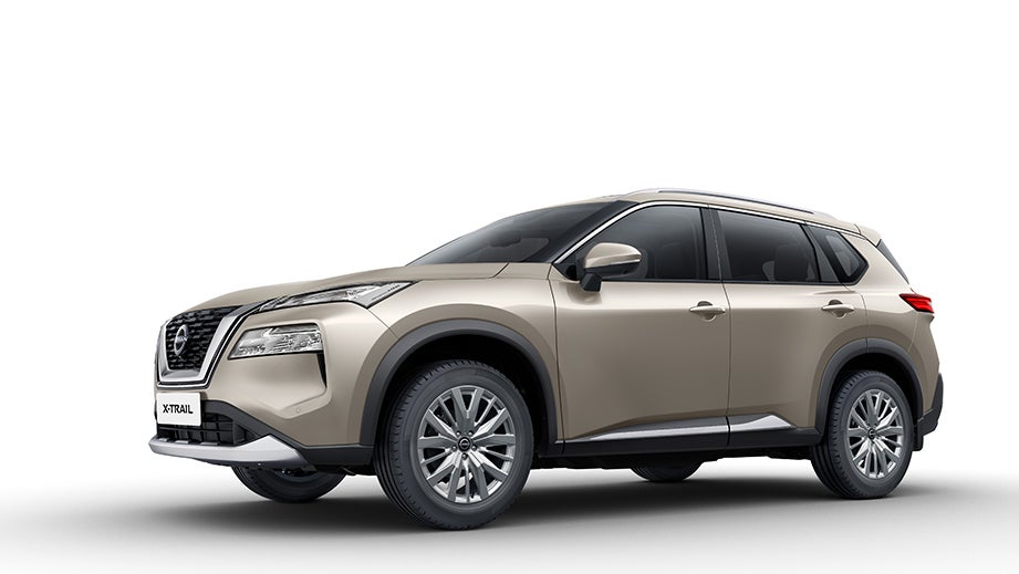 front three-quarter view of a Nissan X-Trail