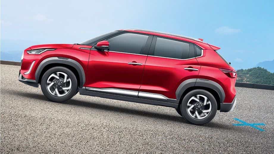 side view of a Nissan Magnite 2020-2023