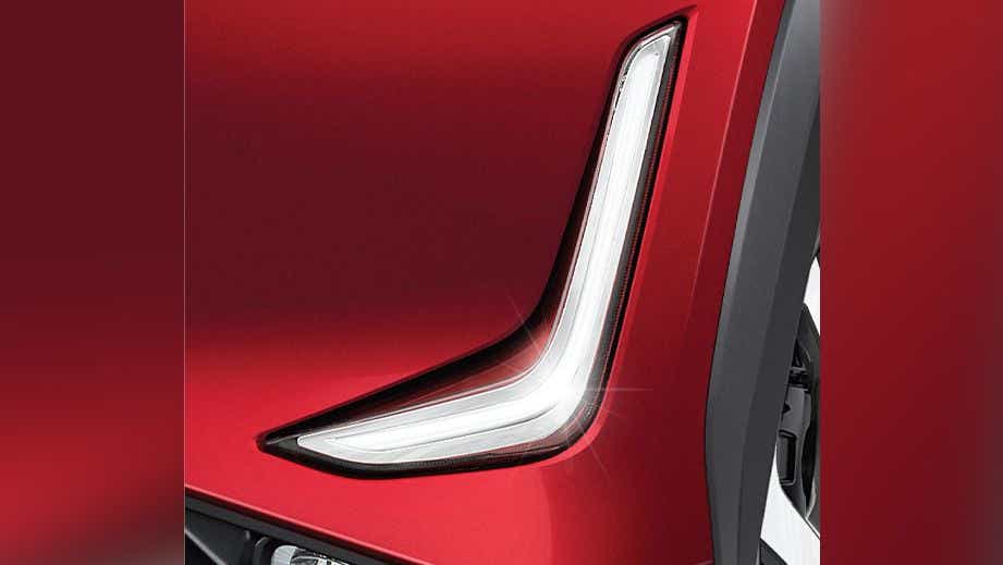 headlight close-up of a Nissan Magnite 2020-2023