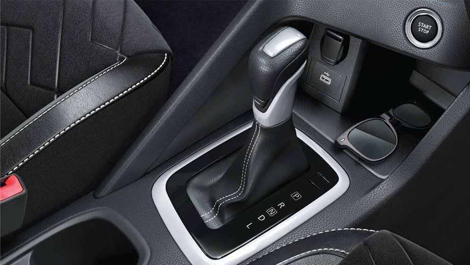 Gear shift and center console of a Nissan Magnite 2020-2023