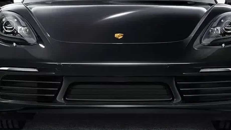 front view of a Porsche 718