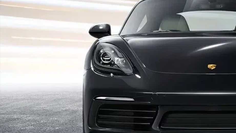 front view of a Porsche 718