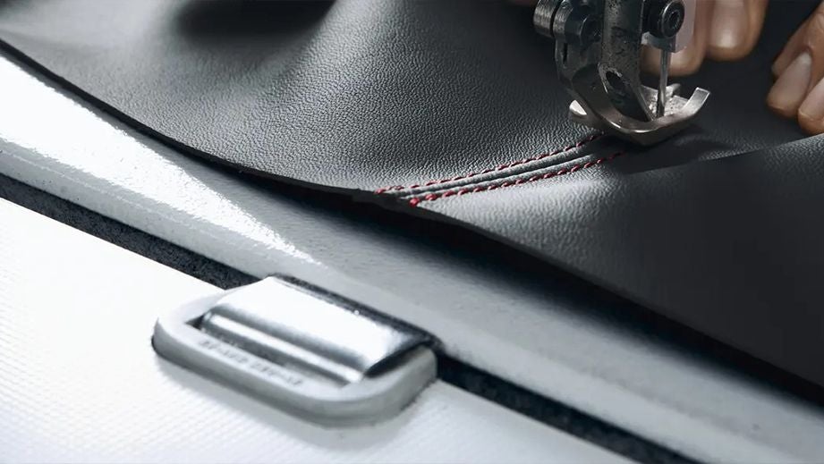 Porsche 718Interior image