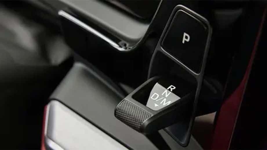 gear selector close-up of a Porsche Cayenne Coupe