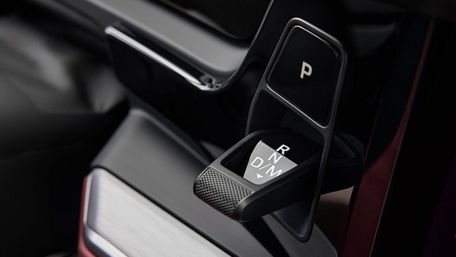 Gear selector close-up of a Porsche Cayenne