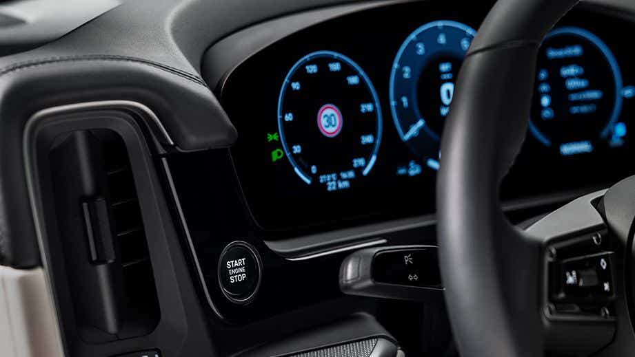 Dashboard and digital instrument cluster of a Porsche Cayenne