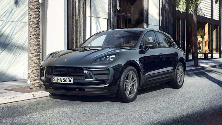 front three-quarter view of a Black Porsche Macan