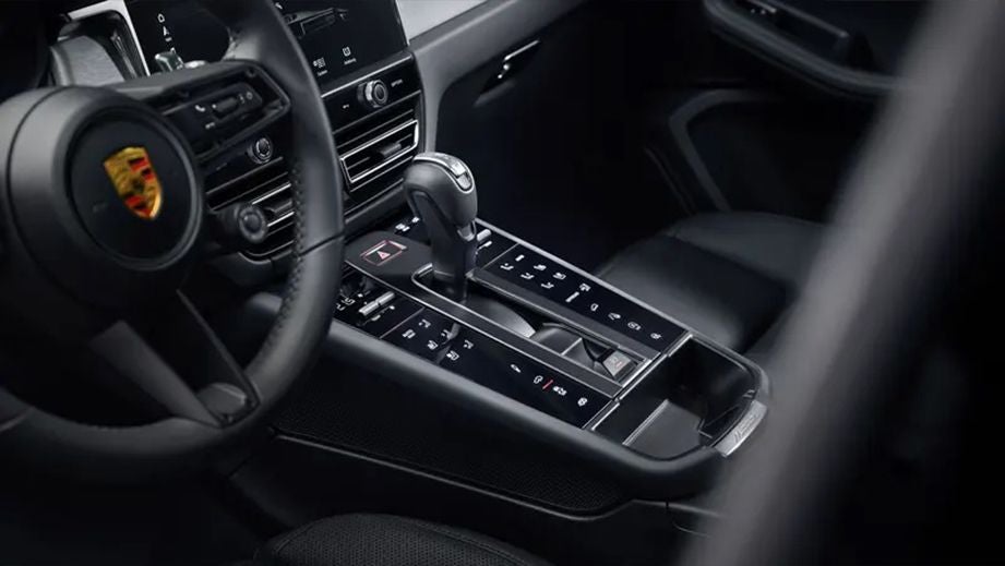 Porsche MacanInterior image